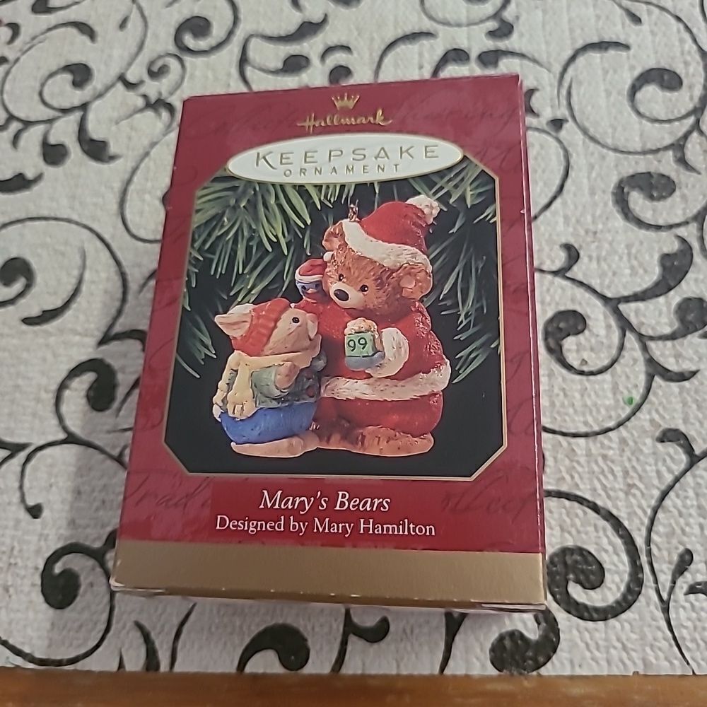 1999 Hallmark Keepsake Ornament